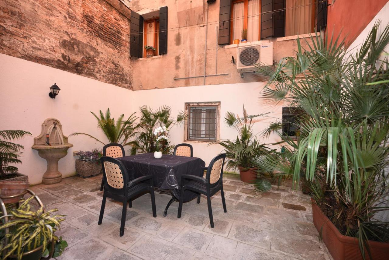 Do Pozzi Apartment Venice Exterior photo
